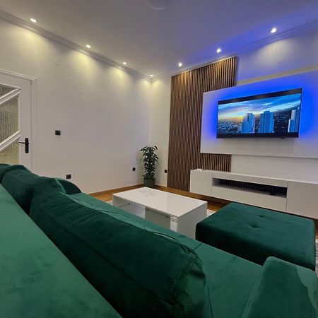 Sarajevo Luxury Apartment - 50 M From Old Sarajevo Clock Tower Bagian luar foto