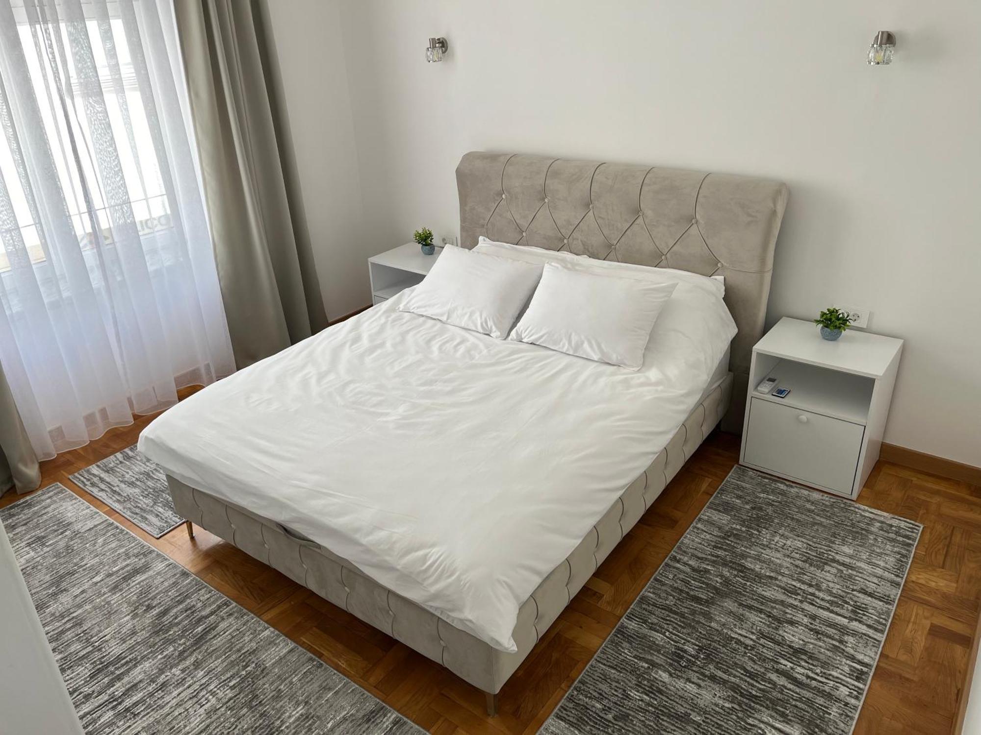 Sarajevo Luxury Apartment - 50 M From Old Sarajevo Clock Tower Bagian luar foto